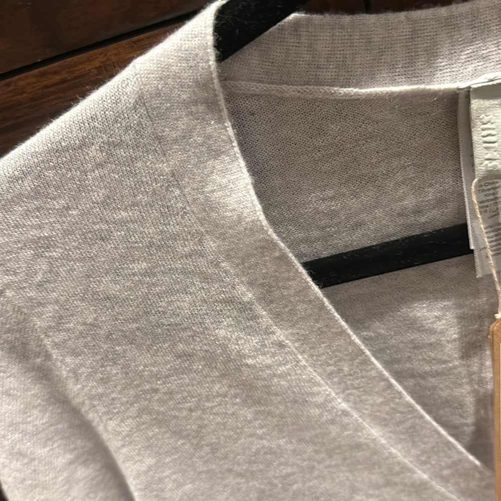 NWT - Skims Featherweight Cashmere Cardigan - Light Grey - Picture 5 of 7